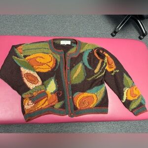 Women’s sweater.